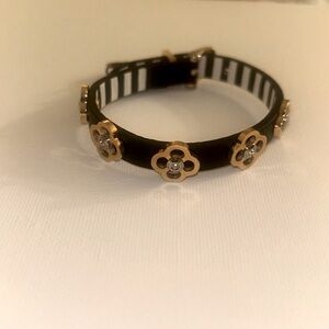 Henri Bendel Pave Petal Leather Bracelet Black / Gold